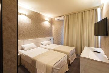 Фотографии Отель YMY Hotel г. Тыргу-Жиу (Румыния) №2 Фото Отель YMY Hotel г. Тыргу-Жиу 2