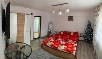 Фото номера Дом для отпуска Гостевой дом Upstairs Residence г. Тыргу-Жиу 21