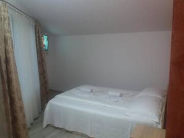 Фото номера Апартаменты с 2 спальнями Гостевой дом Casa Lipianu г. Тыргу-Жиу 12