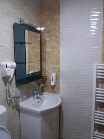 Фото номера Стандартный двухместный номер с 1 кроватью Гостевой дом Casa Lipianu г. Тыргу-Жиу 26
