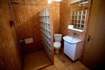 Фото номера Номер с кроватью размера «king-size» Гостевой дом Casa Topazz г. Тыргу-Жиу 2