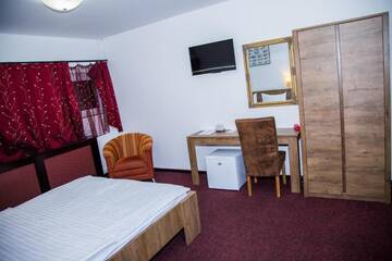 Фото номера Двухместный номер с 1 кроватью Отель Motel Davios г. Тыргу-Жиу 38