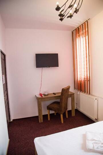 Фото номера Двухместный номер с 1 кроватью Отель Motel Davios г. Тыргу-Жиу 44