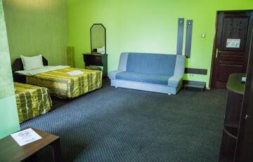 Фото номера Классический трехместный номер Отель Motel Davios г. Тыргу-Жиу 5