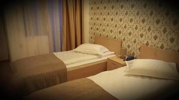 Фото номера Угловой люкс Отель Hotel Story г. Тыргу-Жиу 5