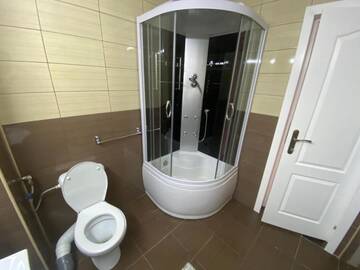 Фото номера Двухместный номер с 2 отдельными кроватями Гостевой дом Casa Cattleya г. Тыргу-Жиу 6