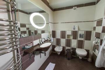 Фото номера Апартаменты Отель Hotel Anna г. Тыргу-Жиу 29