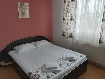 Фото номера Двухместный номер с 1 кроватью Отель HOTEL RIVER г. Тыргу-Жиу 2